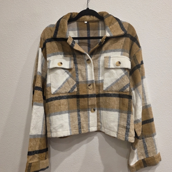 Tops - Plaid Button-Up Women's Jacket